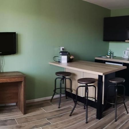 Au Pied Des Pistes Avec Parking Entierement Renove Lägenhet Huez Exteriör bild