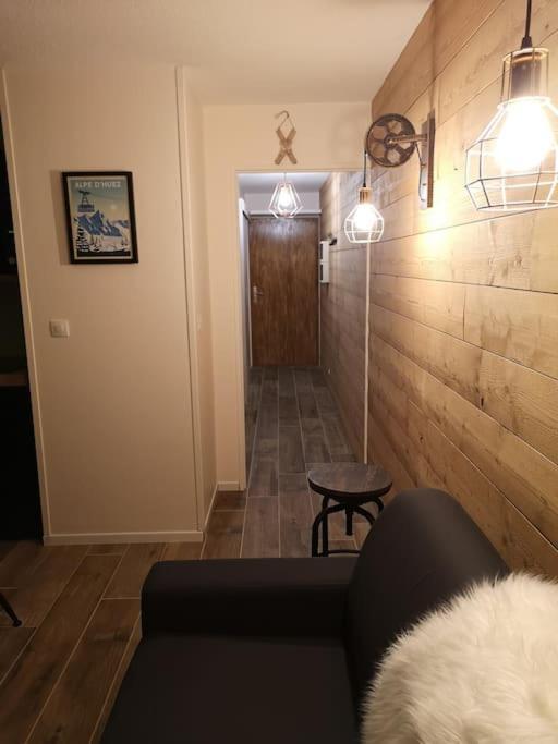 Au Pied Des Pistes Avec Parking Entierement Renove Lägenhet Huez Exteriör bild