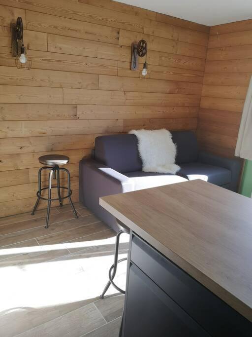 Au Pied Des Pistes Avec Parking Entierement Renove Lägenhet Huez Exteriör bild