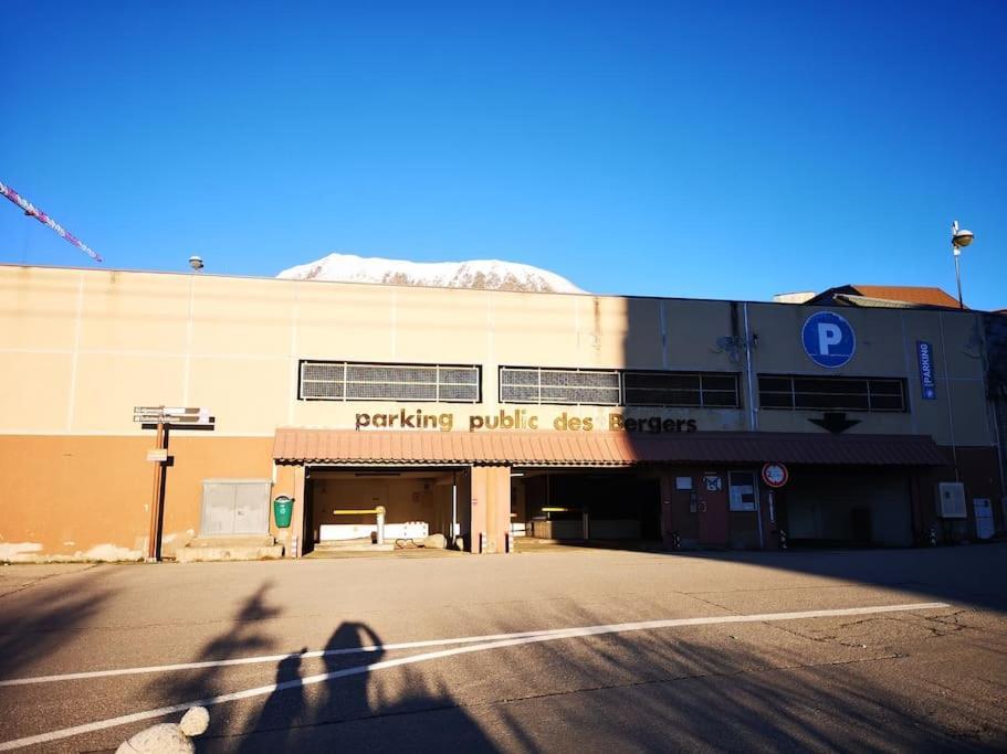 Au Pied Des Pistes Avec Parking Entierement Renove Lägenhet Huez Exteriör bild