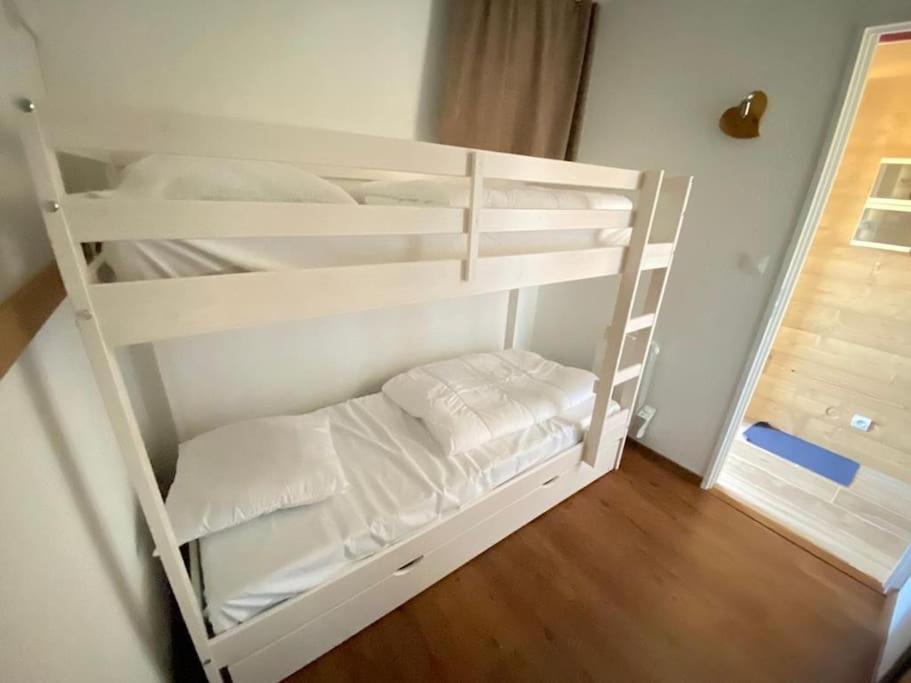 Au Pied Des Pistes Avec Parking Entierement Renove Lägenhet Huez Exteriör bild