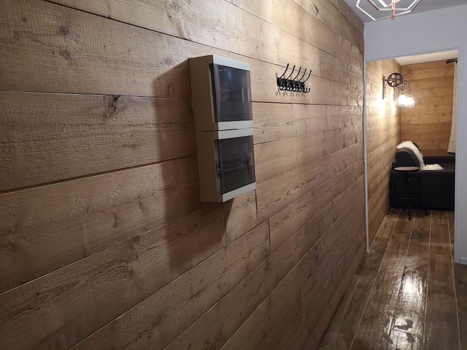 Au Pied Des Pistes Avec Parking Entierement Renove Lägenhet Huez Exteriör bild