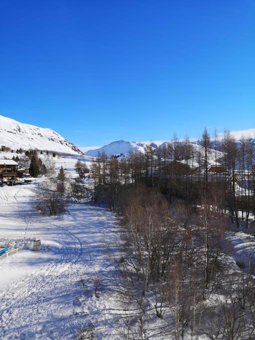 Au Pied Des Pistes Avec Parking Entierement Renove Lägenhet Huez Exteriör bild